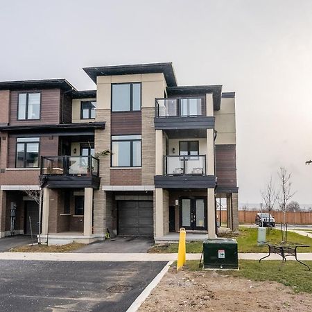Modern Hamilton Homes Lake Ontario Shore By Globalstay 외부 사진