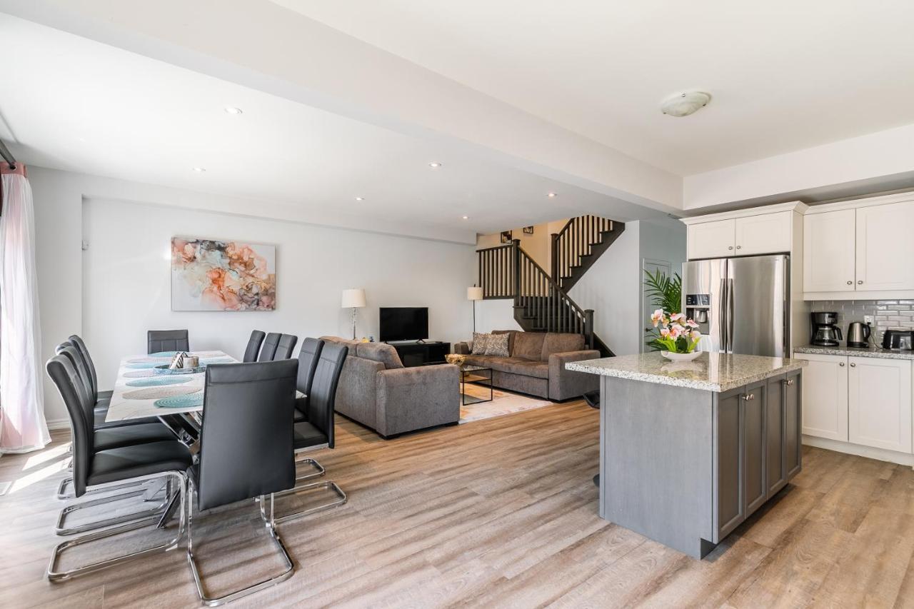 Modern Hamilton Homes Lake Ontario Shore By Globalstay 외부 사진