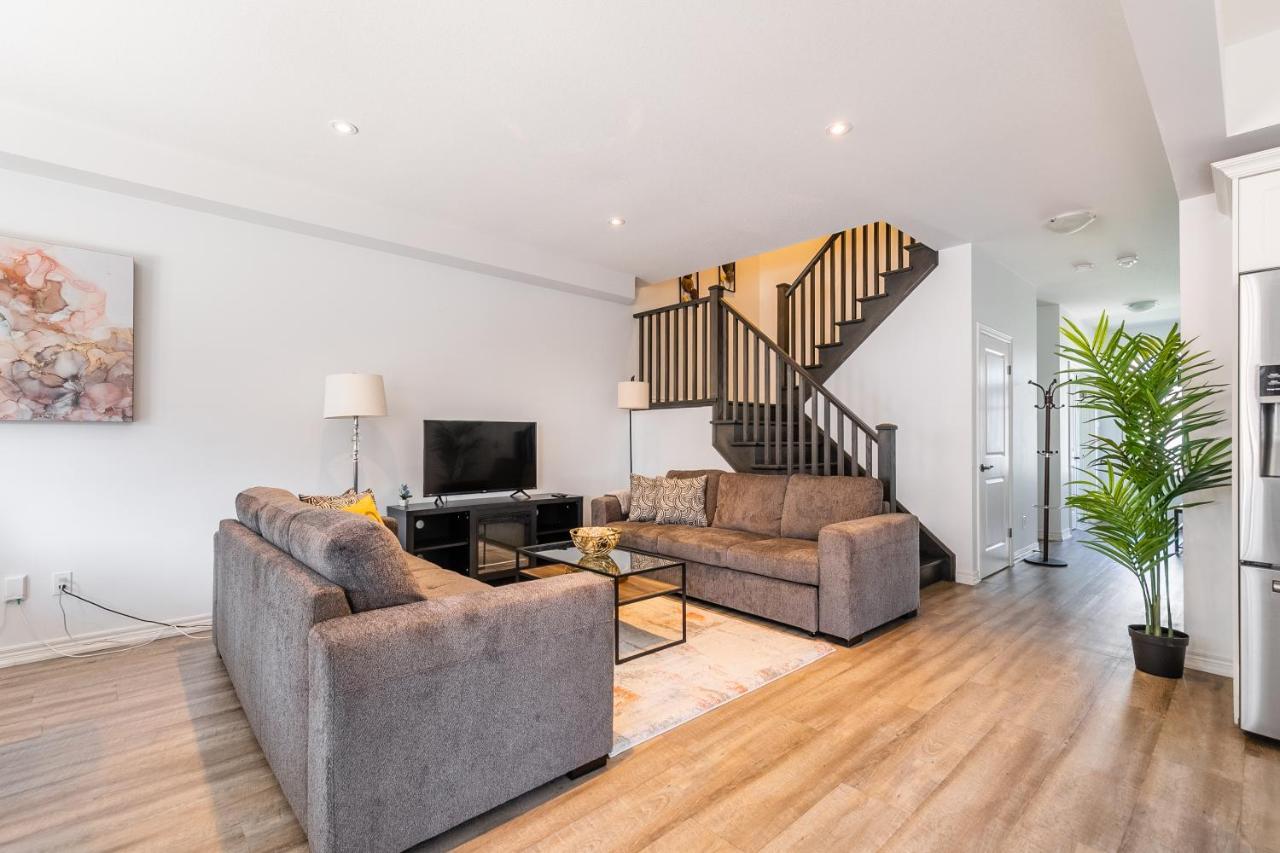Modern Hamilton Homes Lake Ontario Shore By Globalstay 외부 사진