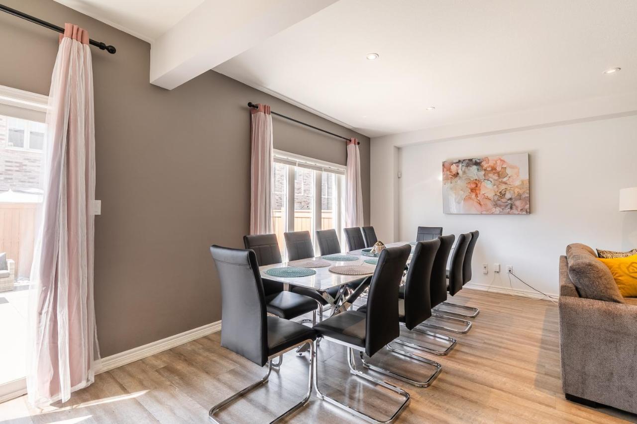 Modern Hamilton Homes Lake Ontario Shore By Globalstay 외부 사진