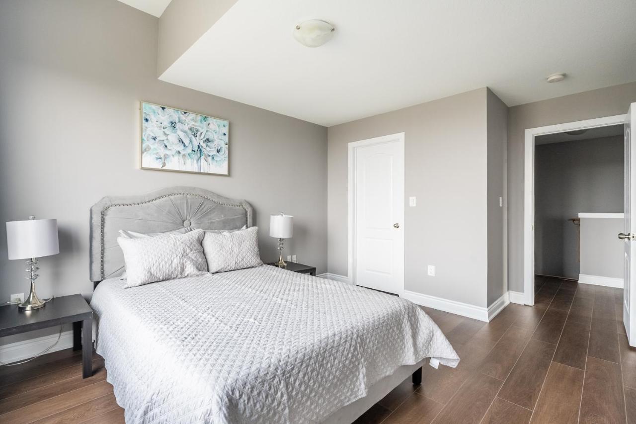 Modern Hamilton Homes Lake Ontario Shore By Globalstay 외부 사진