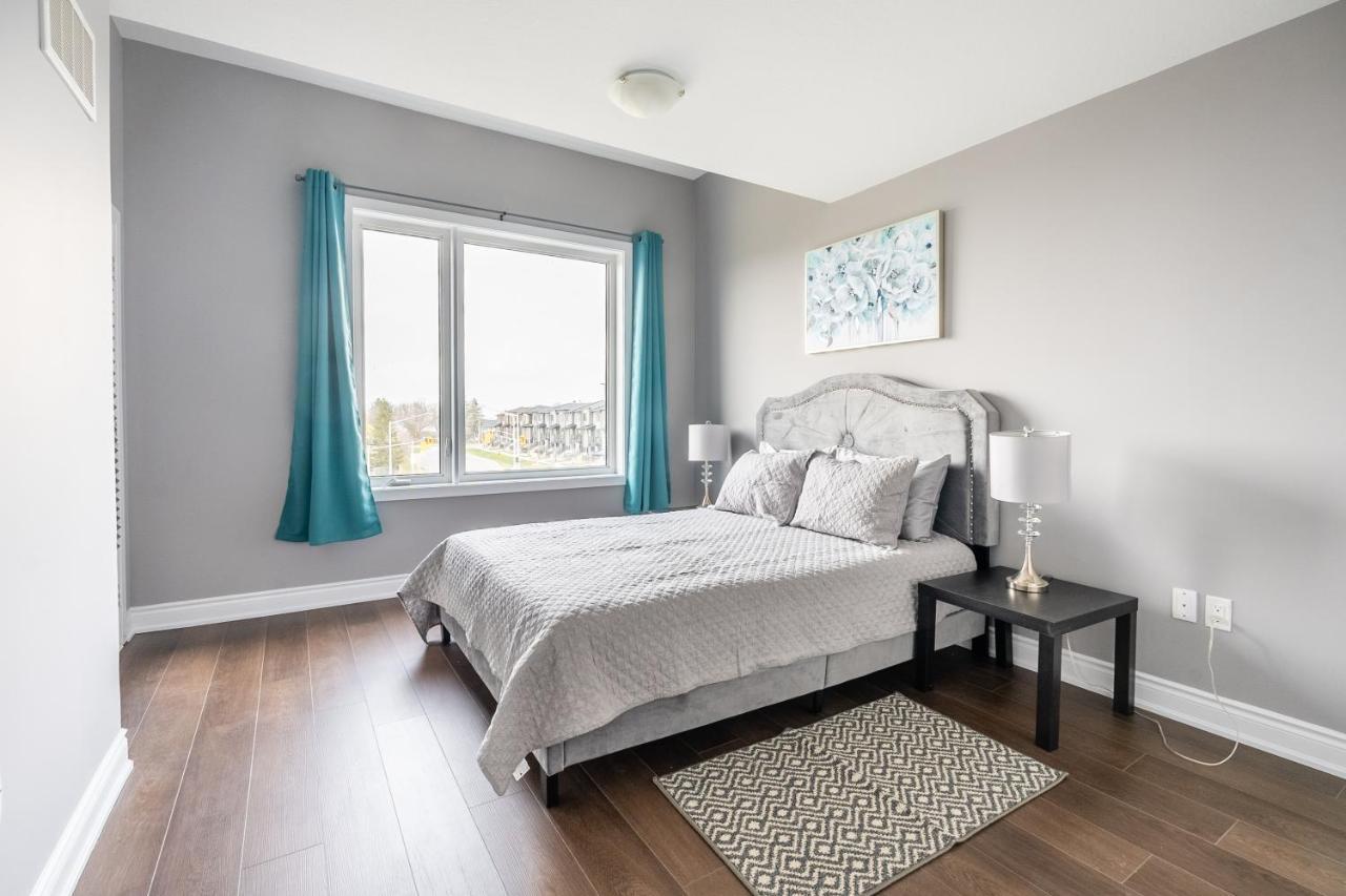 Modern Hamilton Homes Lake Ontario Shore By Globalstay 외부 사진