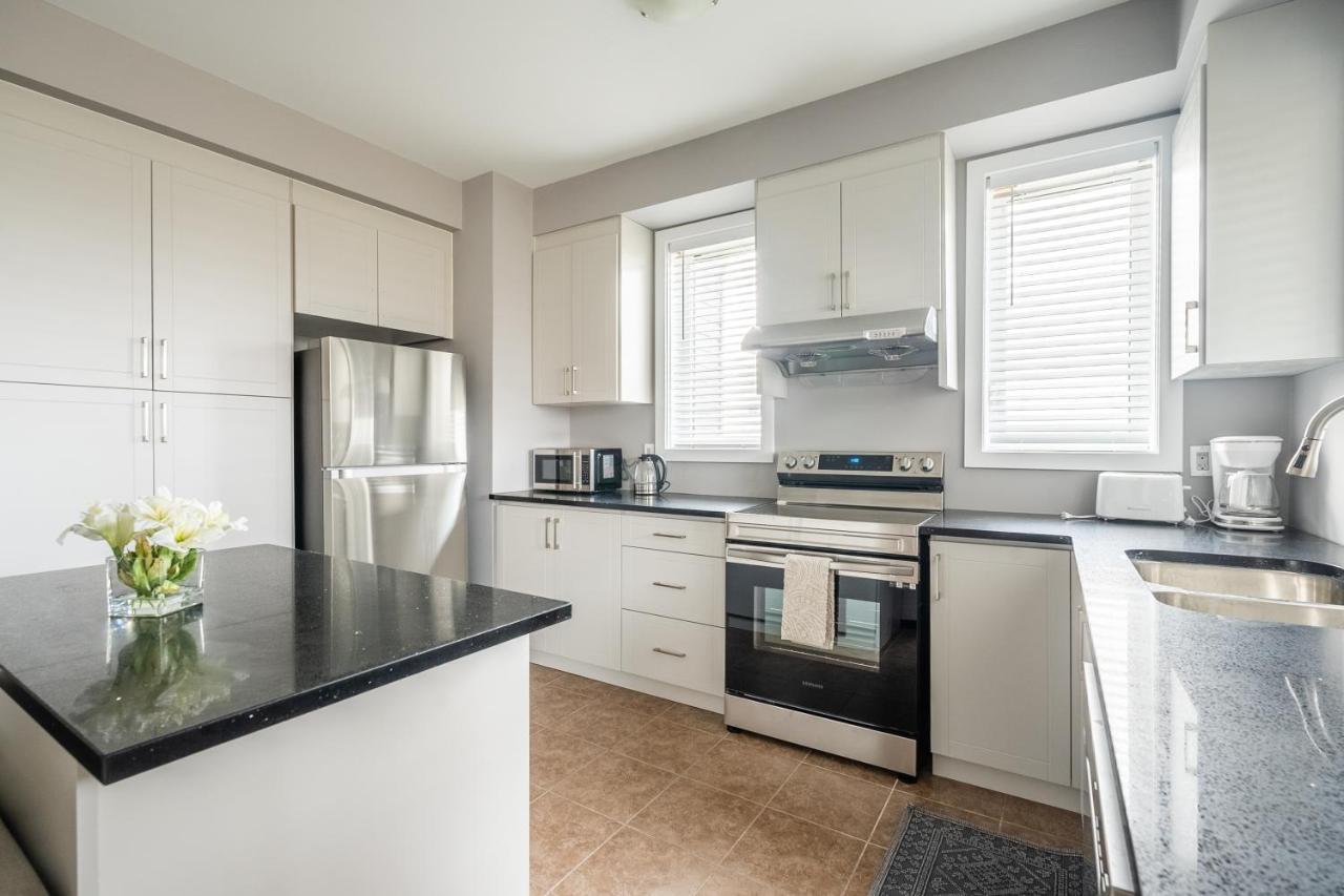 Modern Hamilton Homes Lake Ontario Shore By Globalstay 외부 사진
