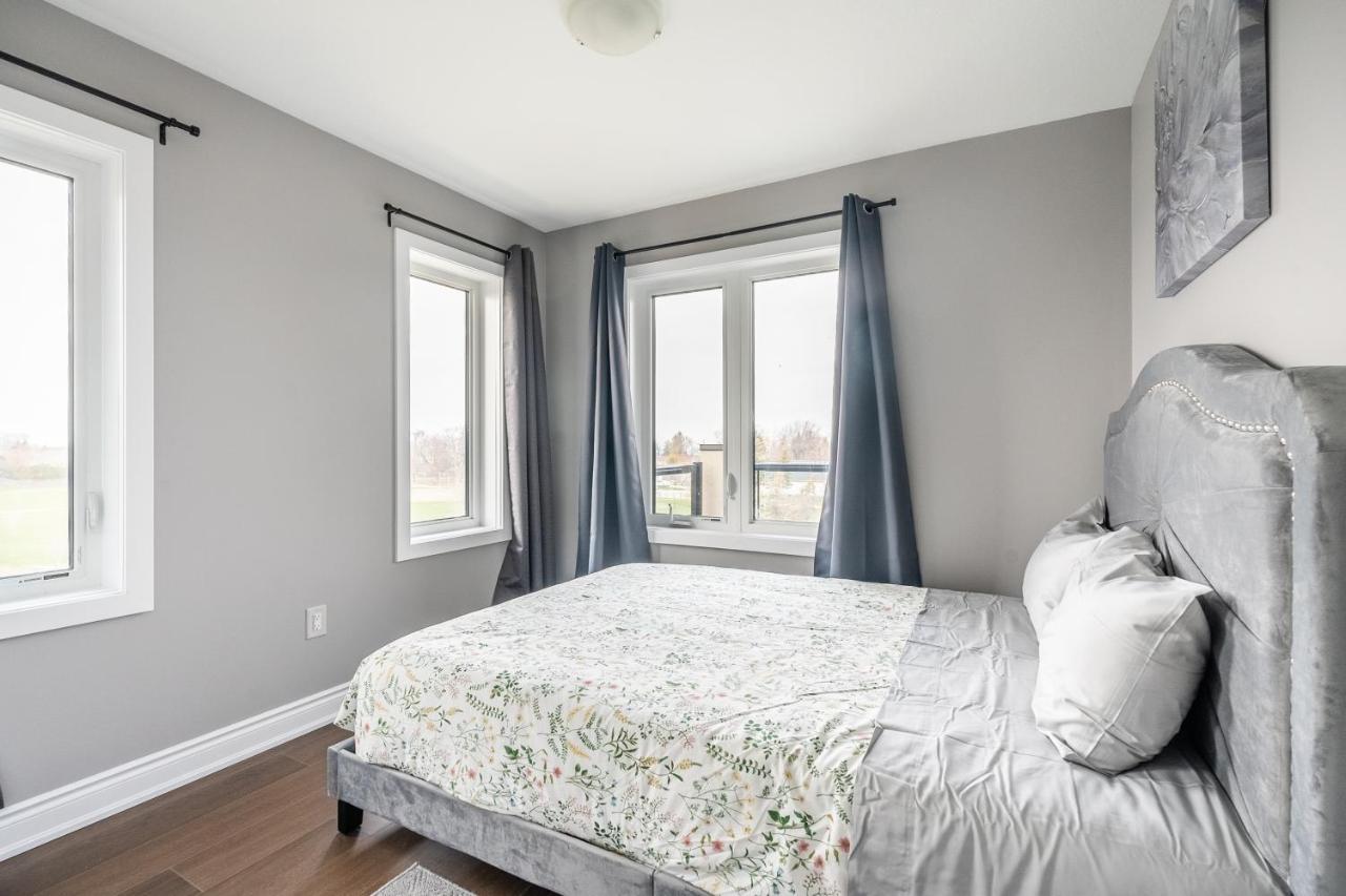 Modern Hamilton Homes Lake Ontario Shore By Globalstay 외부 사진