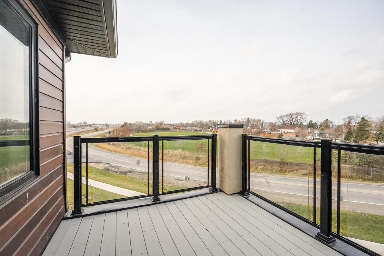 Modern Hamilton Homes Lake Ontario Shore By Globalstay 외부 사진