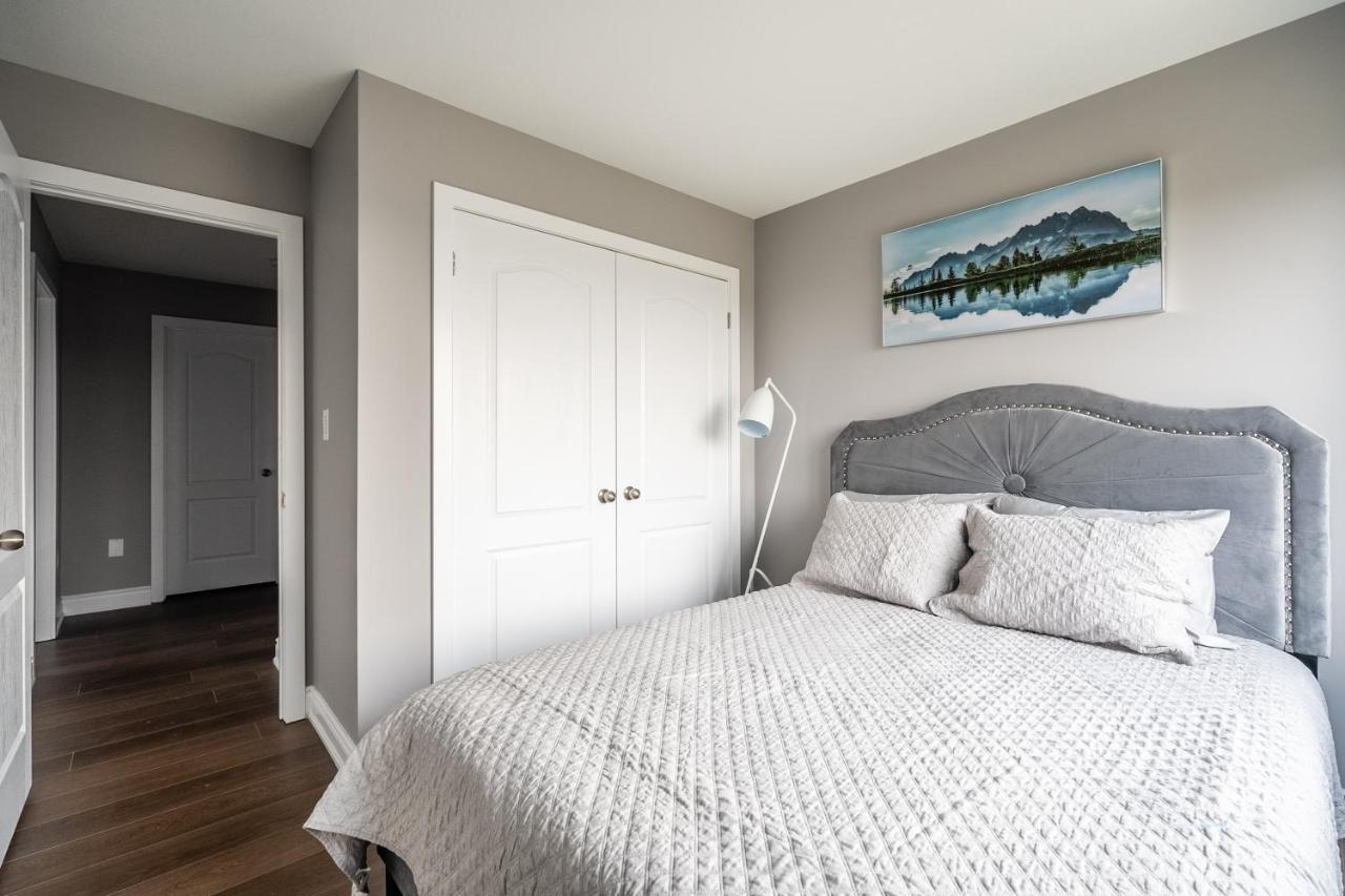 Modern Hamilton Homes Lake Ontario Shore By Globalstay 외부 사진